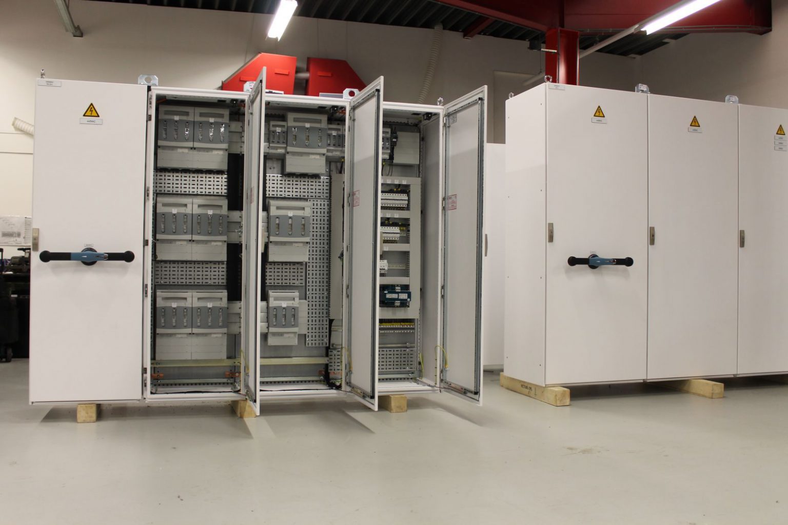 besturingskast-compleet-concept-op-maat-scholten-panelen