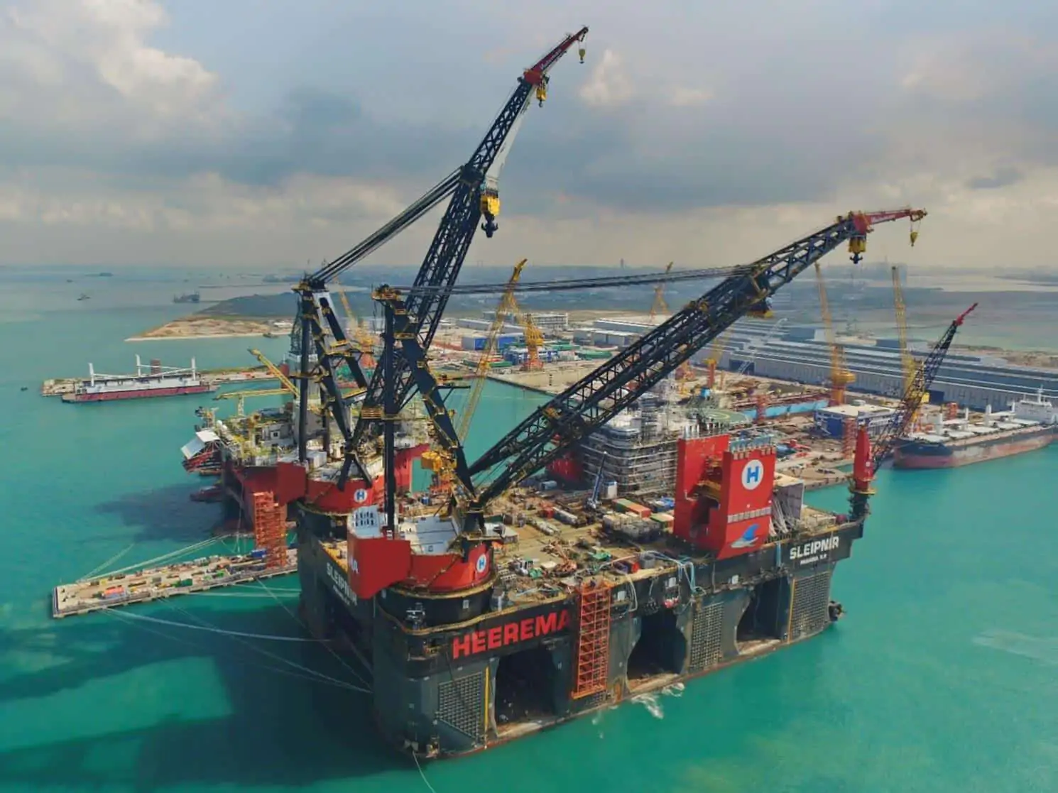 SPL aan boord van het grootste kraanschip ter wereld